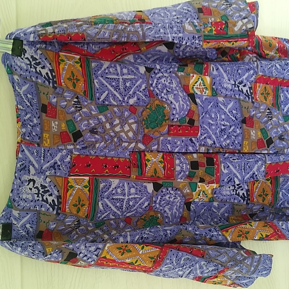 Homemade Size S/M BlueGreenRed patterns - Picture 3 of 7